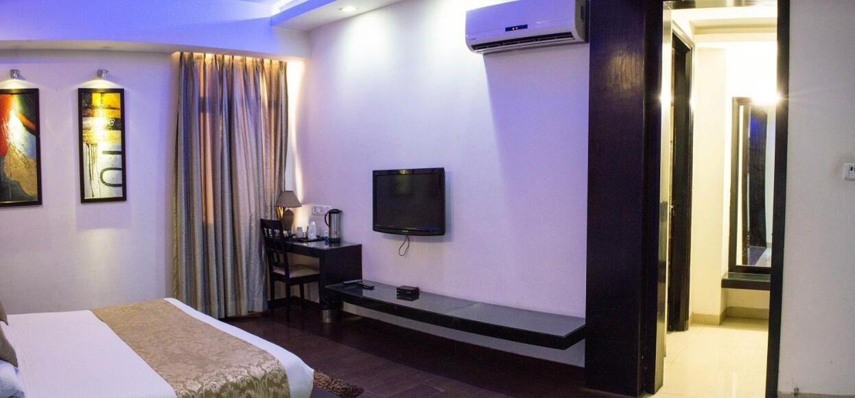 Hotel Anand Castle Kashipur Eksteriør bilde