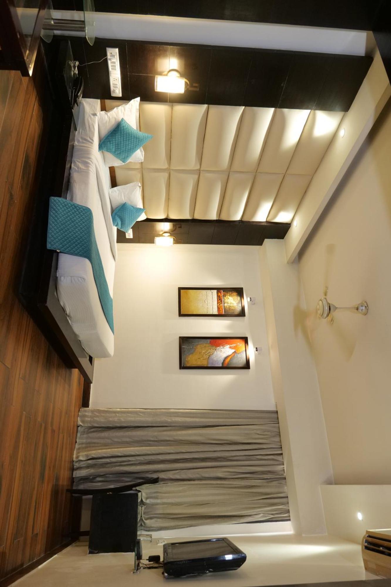 Hotel Anand Castle Kashipur Eksteriør bilde
